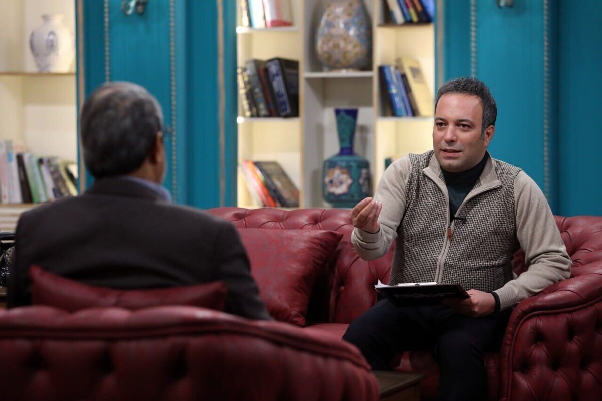 (ویدئو) افراد خاص و جنجالی روی آنتن تلویزیون در برنامه کامران نجف‌زاده