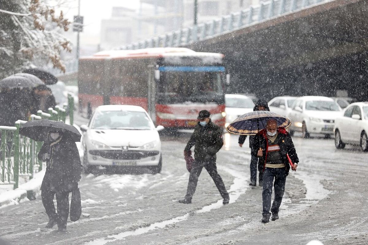 تهرانی‌ها منتظر بارش برف و باران باشند