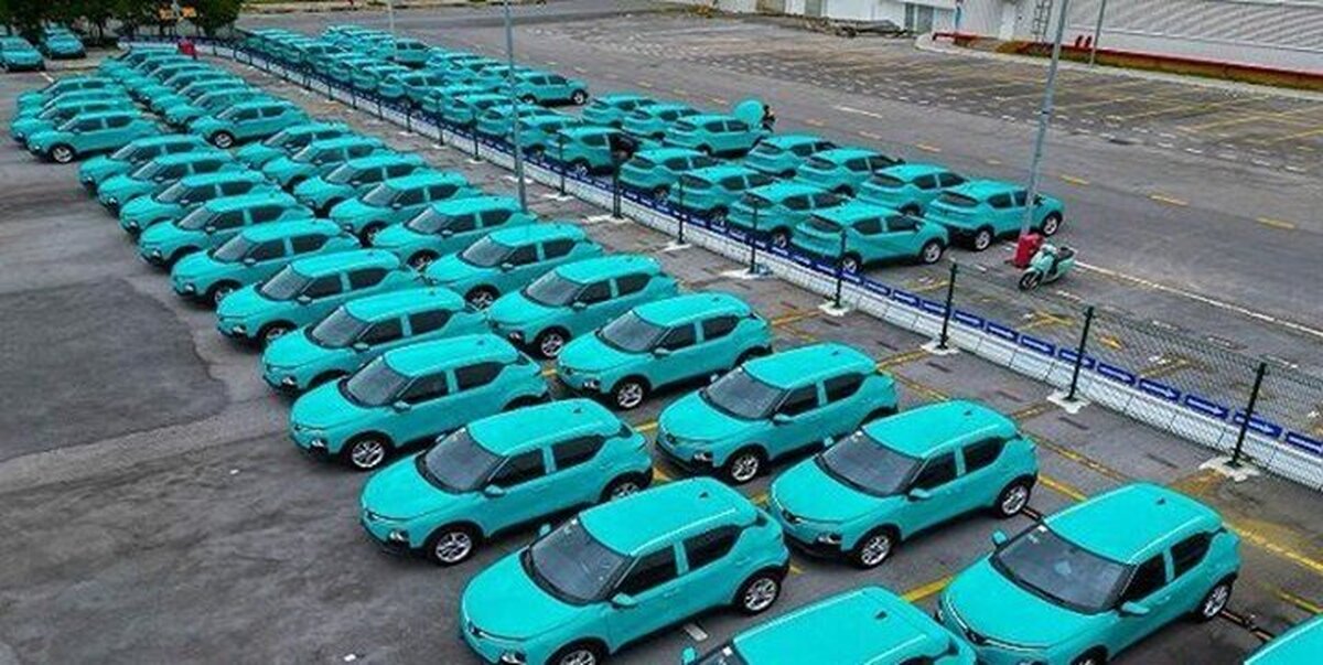 رنگ جالب تاکسی‌های برقی تهران