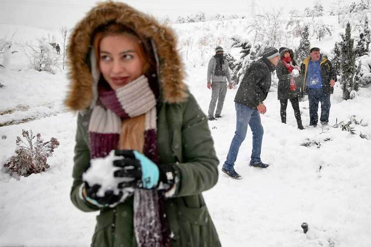 هواشناسی بارش برف برای آخر هفته | تهرانی‌ها دستکش‌ها را بپوشند!