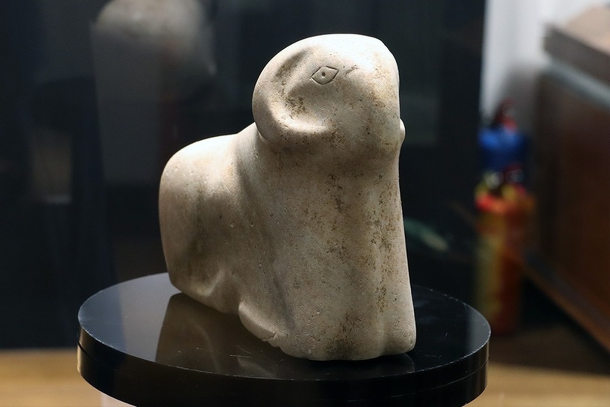 (عکس) این قوچ سنگی ۴۵۰۰ ساله شگفت‌انگیز را ببینید