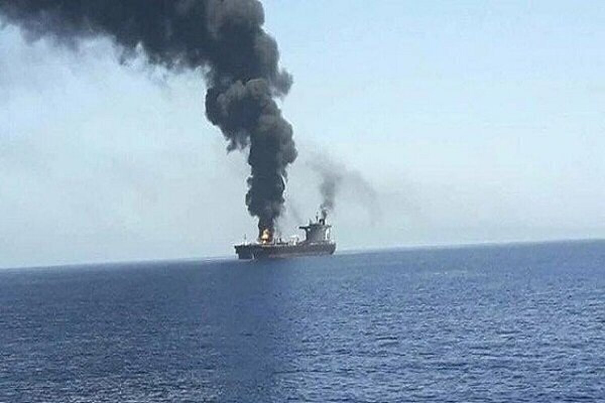 حمله به کشتی آمریکایی Pinocchio در دریای سرخ