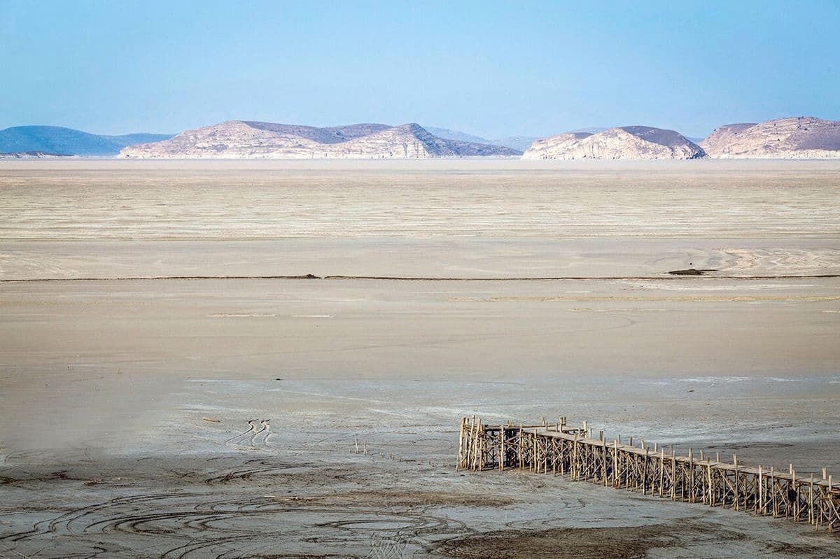 (ویدئو) آب به مناطق خشک دریاچه ارومیه رسید