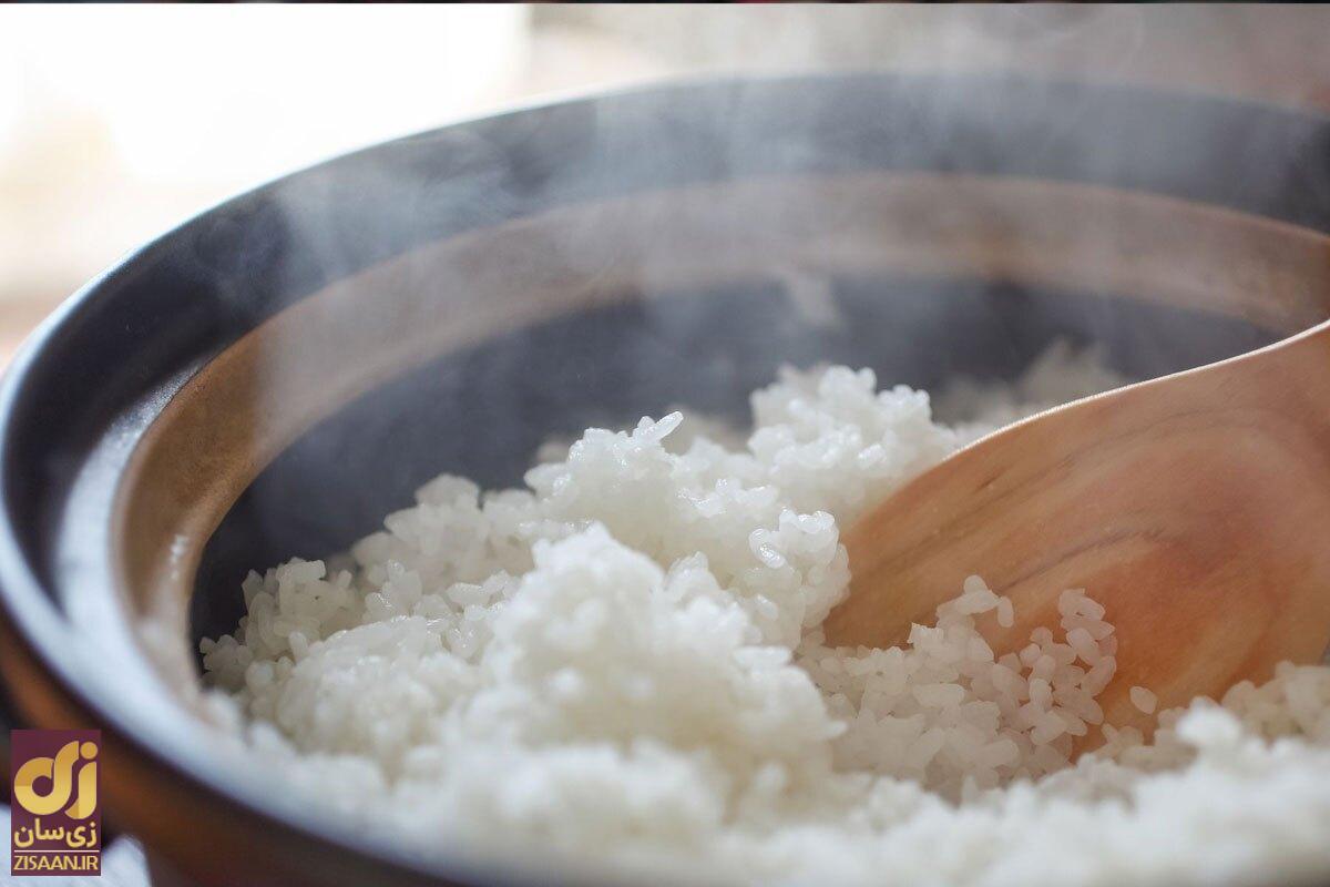 چند بار می‌توان برنج پخته شده را گرم کرد؟