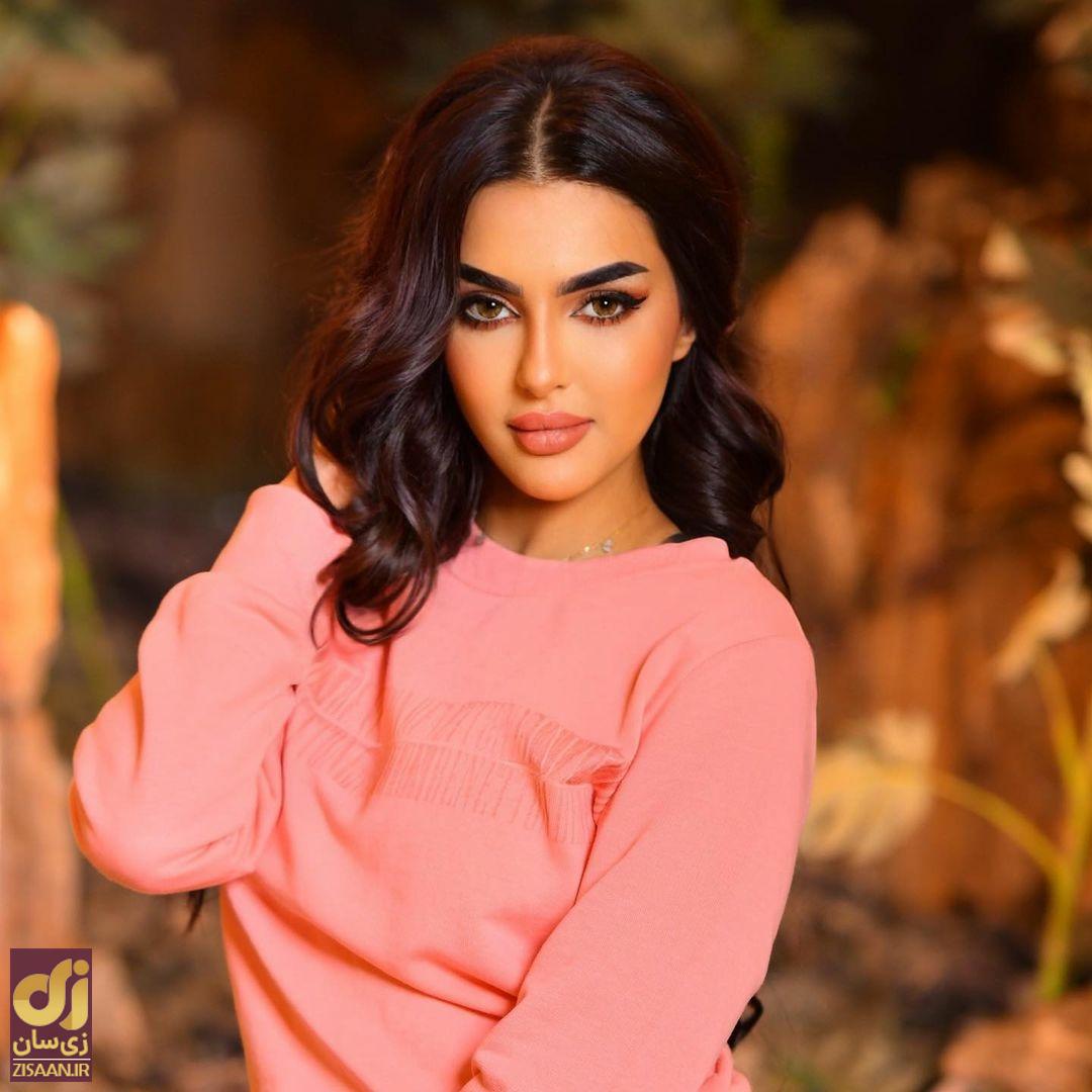 رومی القحطانی مدل سعودی و نماینده عربستان در مسابقه دختر شایسته با لباس صورتی