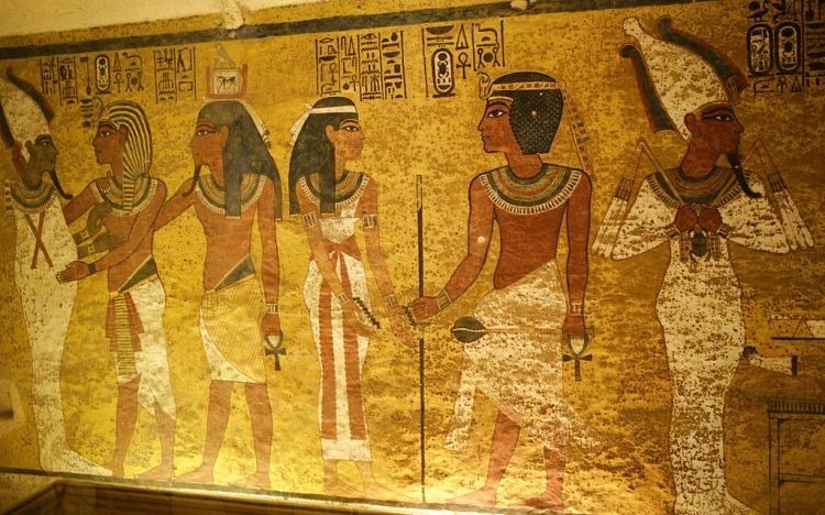 «رایحه زندگی ابدی»؛ بدن زنان مصر باستان چه بویی می‌داد؟