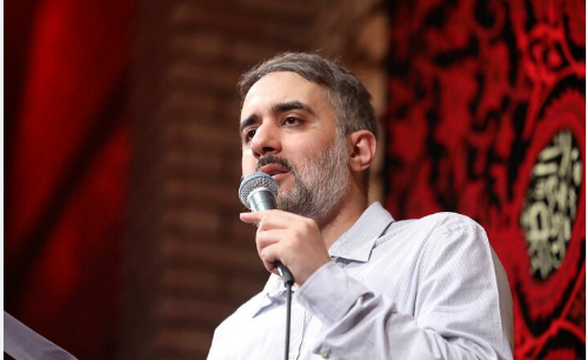 (ویدئو) شعرخوانی محمدحسین پویانفر در مصلی تهران
