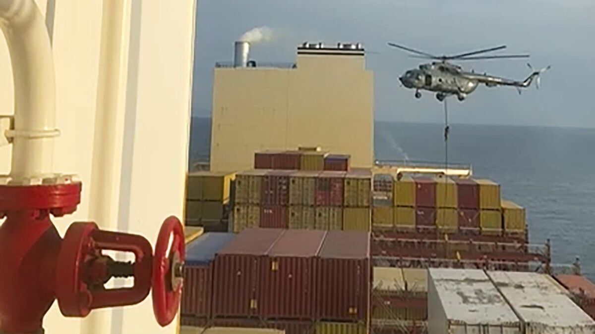 اولین تصویر از کشتی غول‌پیکر اسرائیلی در بندرگاه بندرعباس + عکس