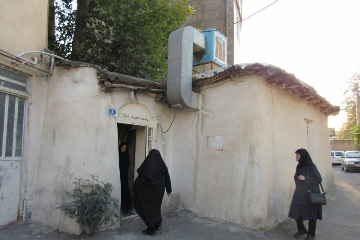 (عکس) مسجدی ۱۰۰ ساله مخصوص زنان