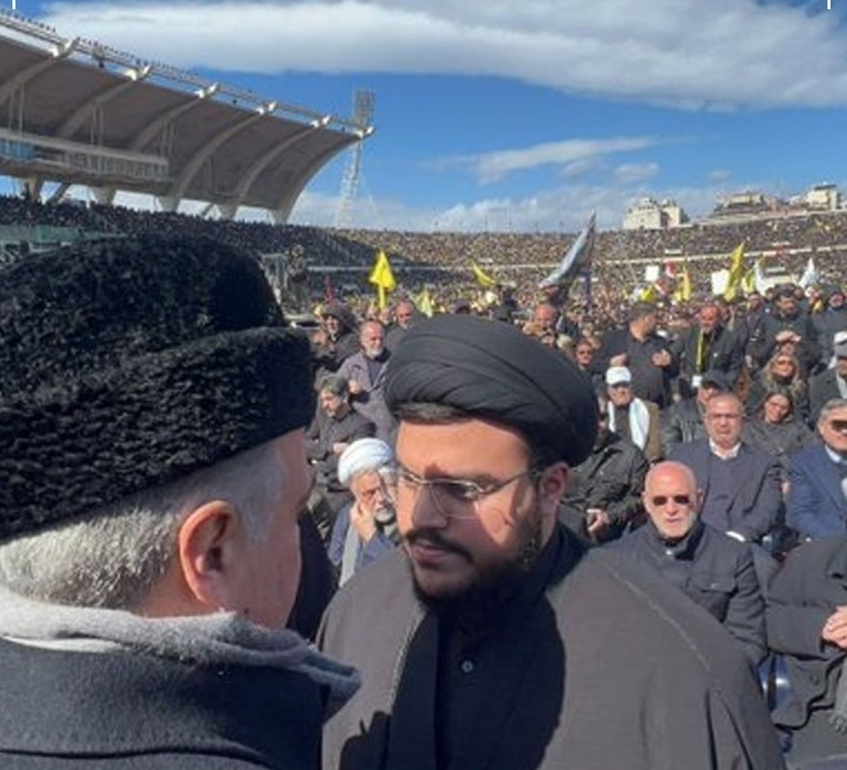 عکس | حضور محمد مهدی نصرالله در مراسم تشییع پدر