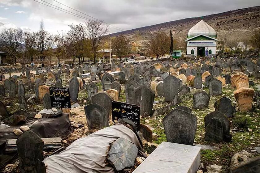 اولین قبرستان مسلمانان در ایران کجاست؟ + عکس