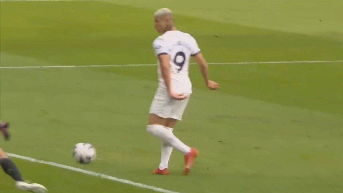 (ویدئو) گل اول تاتنهام به لیورپول توسط ریچارلیسون در دقیقه ۷۲