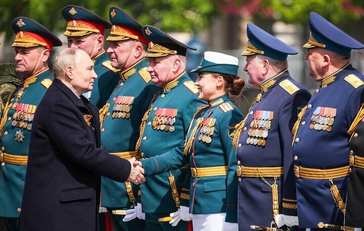 پشت پرده برکناری وزیر دفاع روسیه توسط پوتین
