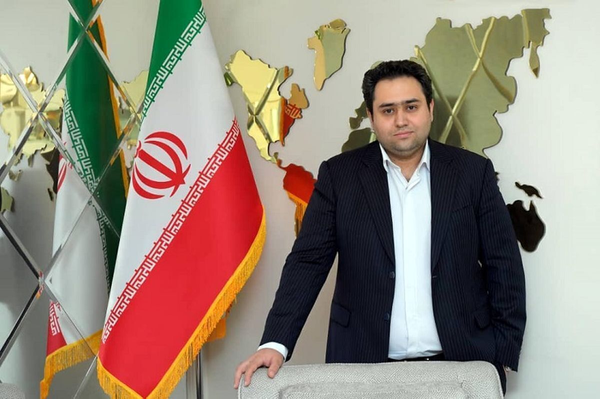 داماد روحانی پای سید حسن خمینی را به انتخابات باز کرد + عکس