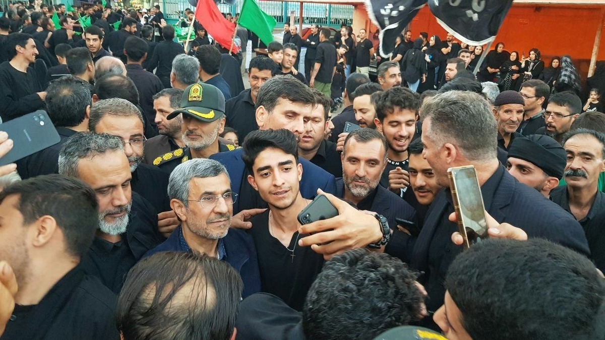 (ویدئو) اولین حضور احمدی‌نژاد بعد از جنجال تصاویر ترکیه
