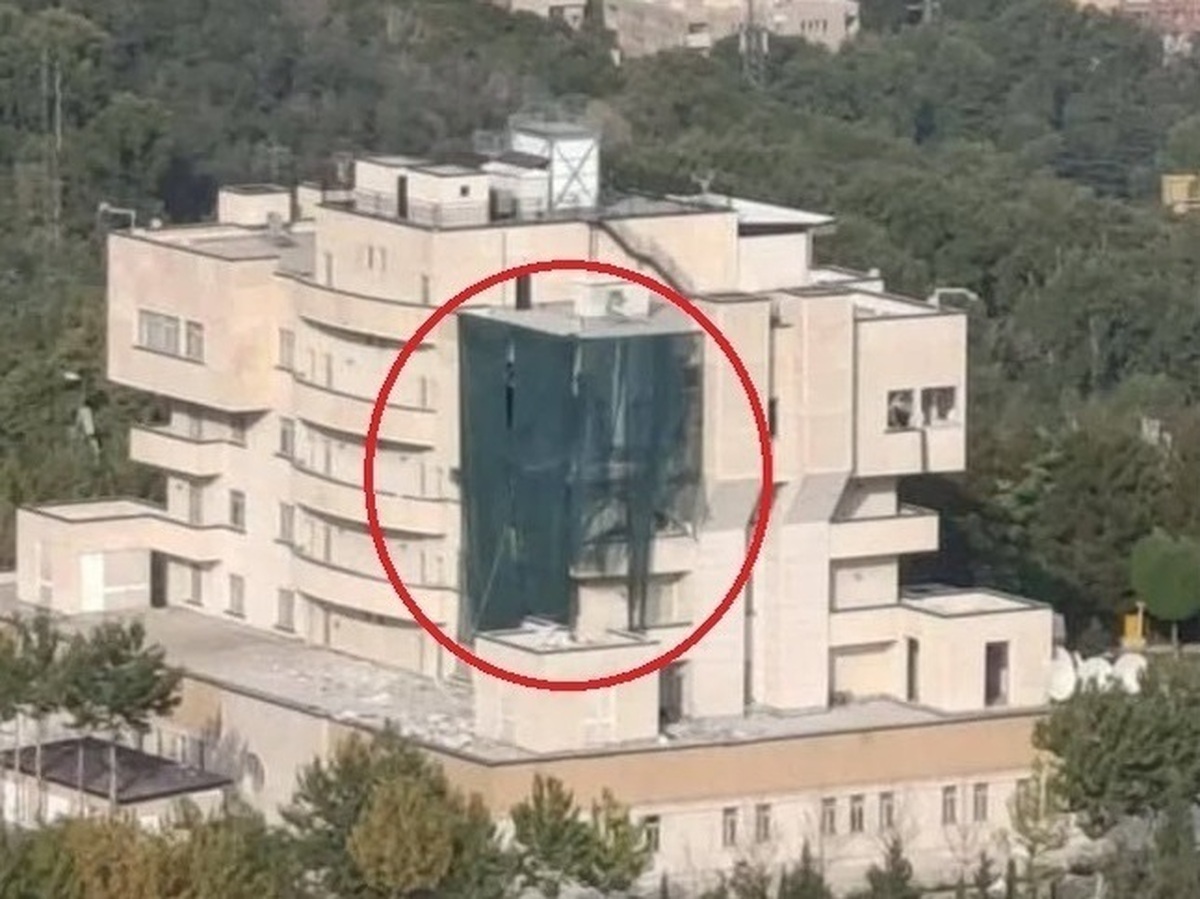 تایید حمله موشکی به اقامتگاه اسماعیل هنیه در منطقه زعفرانیه تهران