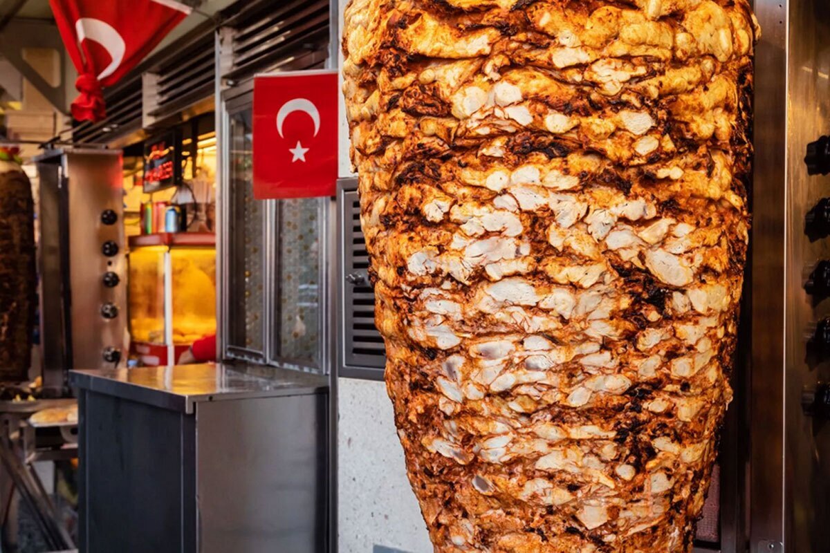 جنگ بر سر «کباب ترکی»، محبوب‌ترین غذای خیابانی در اروپا