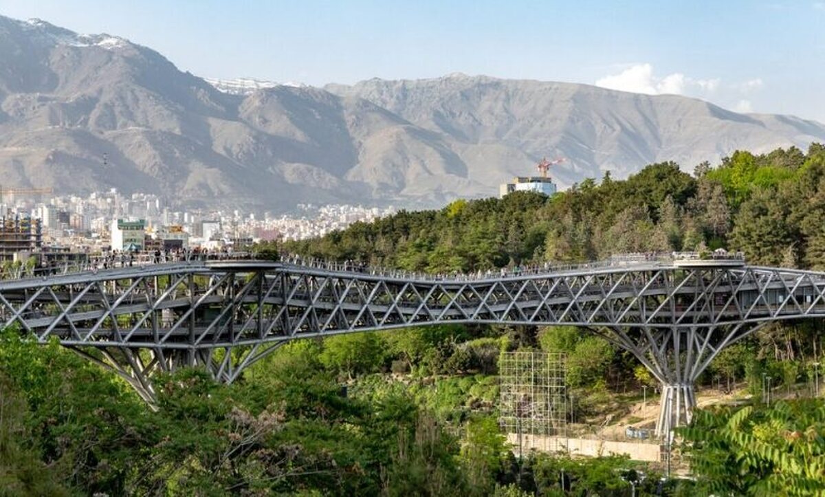 خودکشی مرد جوان از روی پل طبیعت تهران