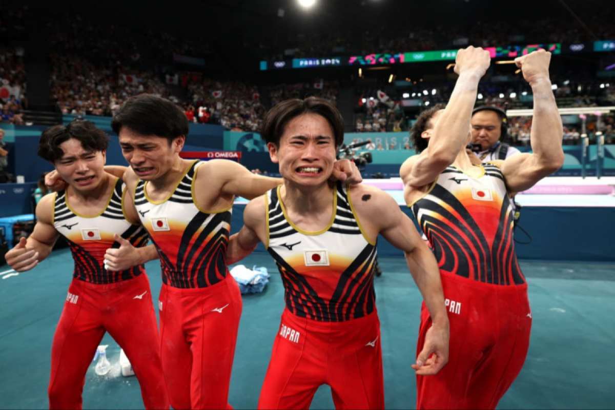تصاویری از جشن باشکوه قهرمان‌های گریان المپیک!