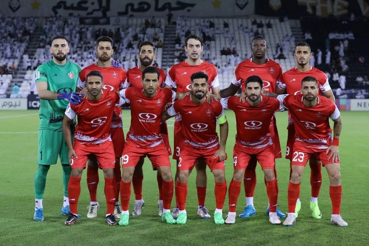 پنجره پرسپولیس باز شد