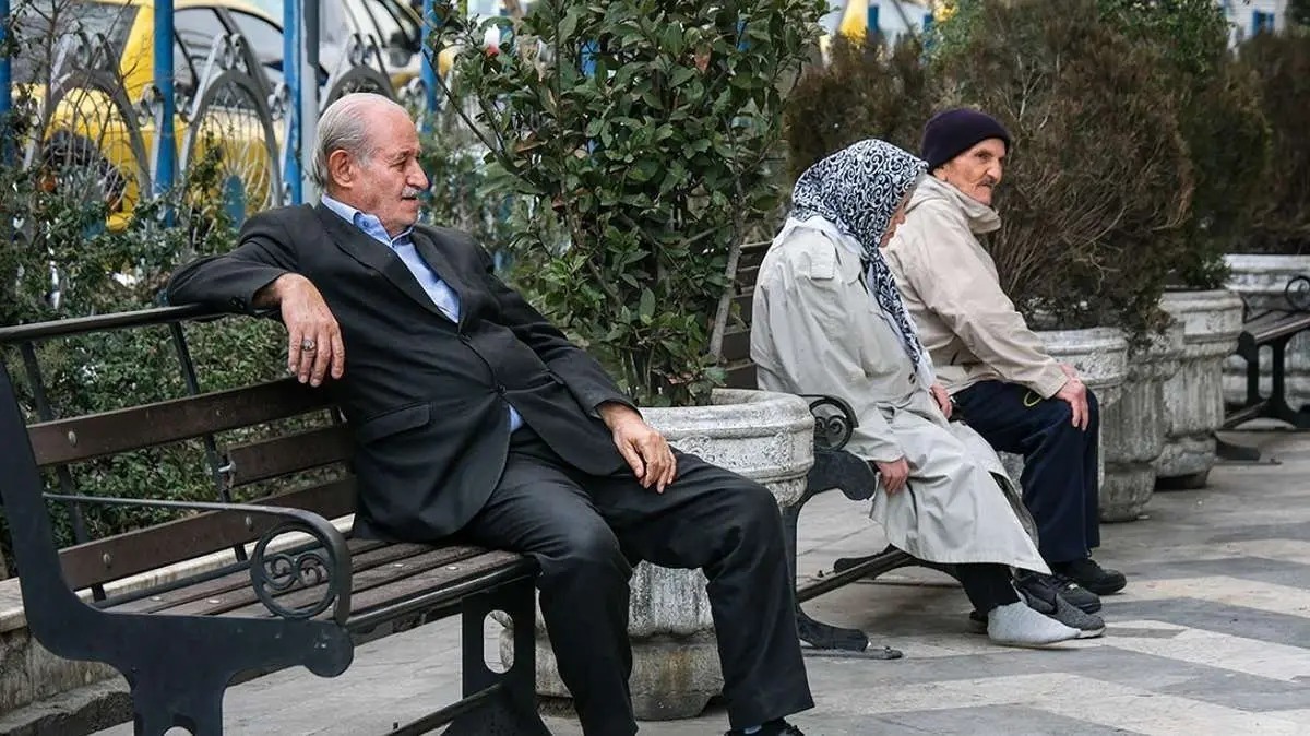 خبر مهم درباره افزایش ۴۰ درصدی حقوق بازنشستگان / حقوق آذرماه این گروه، میلیونی افزایش یافت + جزییات