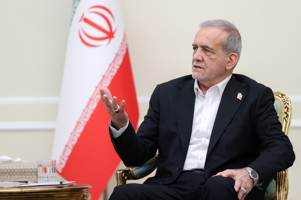 پزشکیان به ادارههای دولتی؛ تابستان برق ندارید!