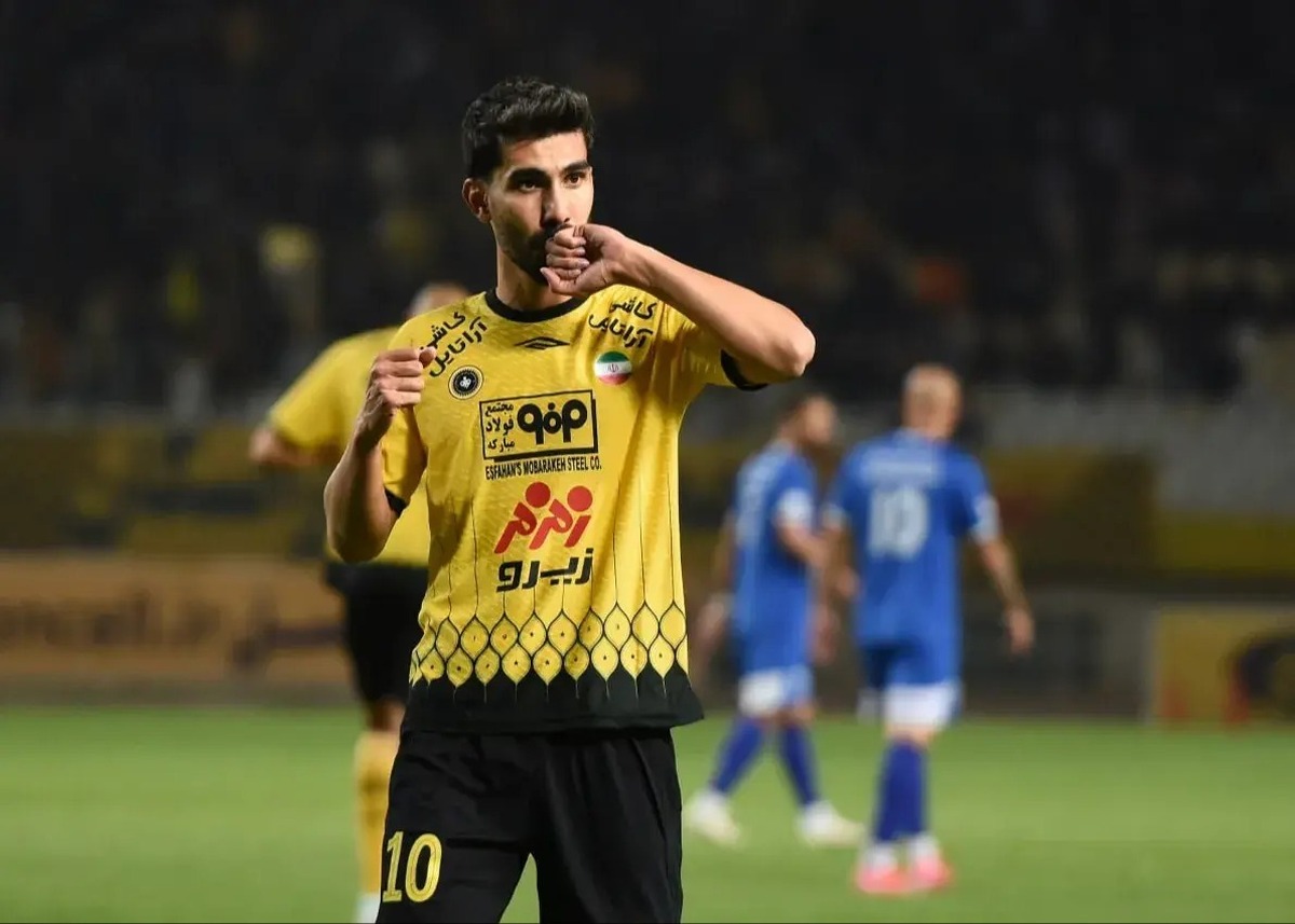 رضا شکاری به پرسپولیس پیوست
