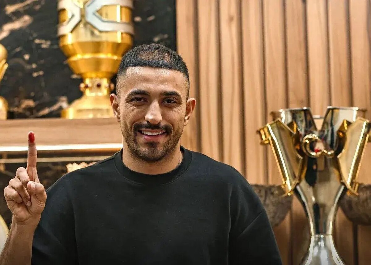 عکس لو رفته از خرید جدید پرسپولیس در دربی معروف ۴-۲