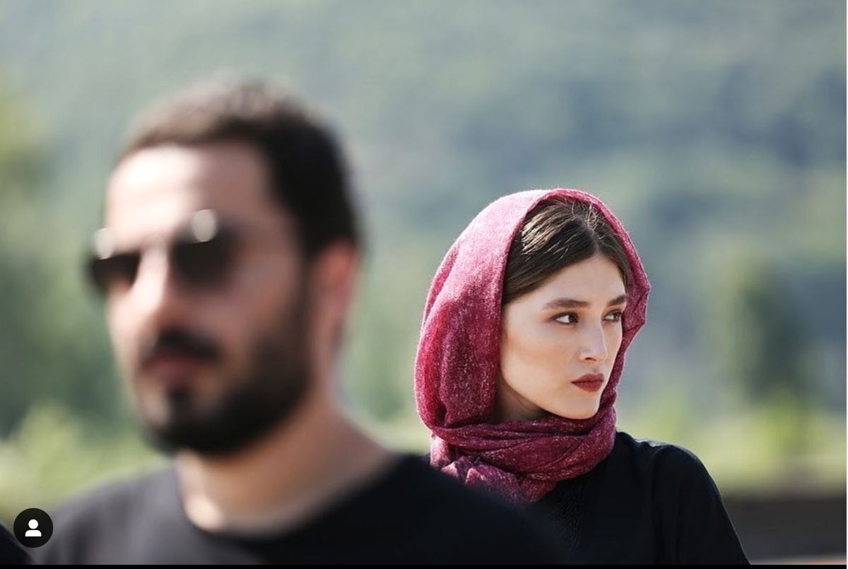 گریم مردانه فرشته حسینی در جزیره خبرساز شد