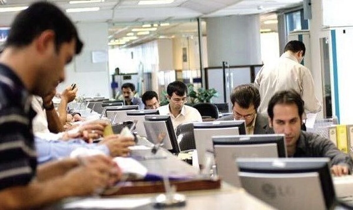 حقوق خرداد کارمندان دولت پرداخت شد