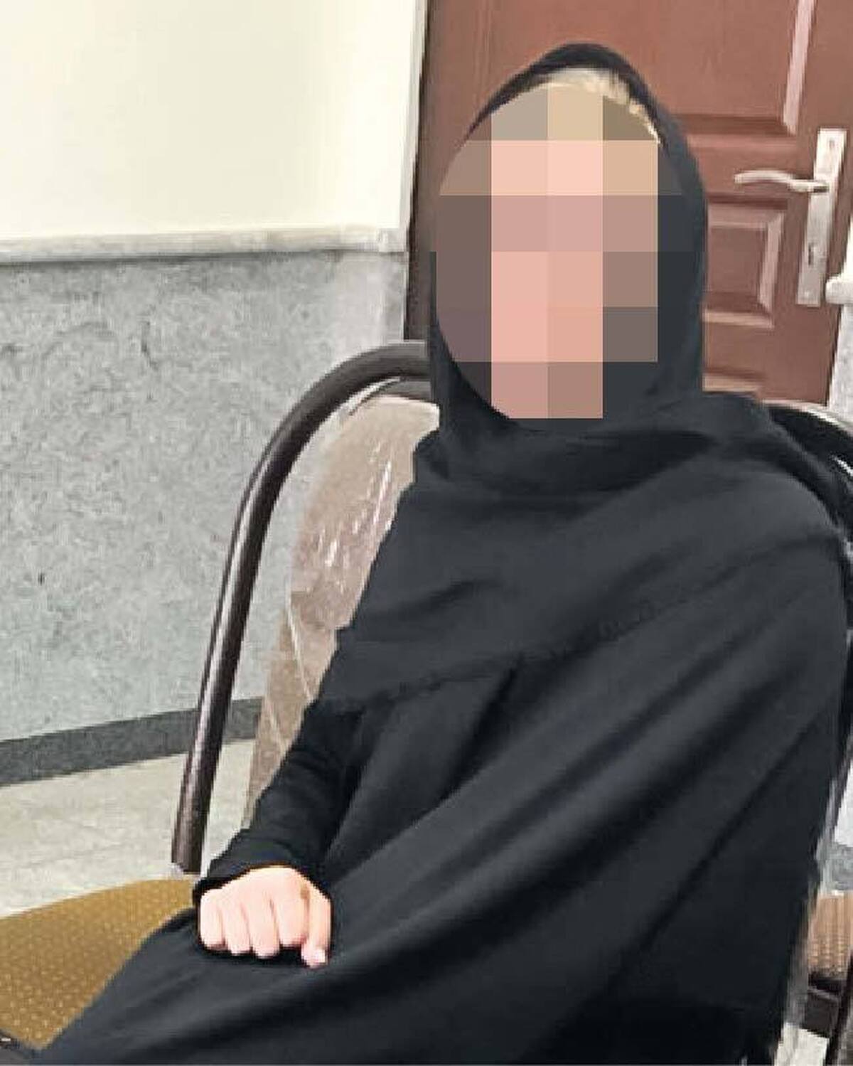 یک زن با مدرک علوم سیاسی جراحی زیبایی میکرد!