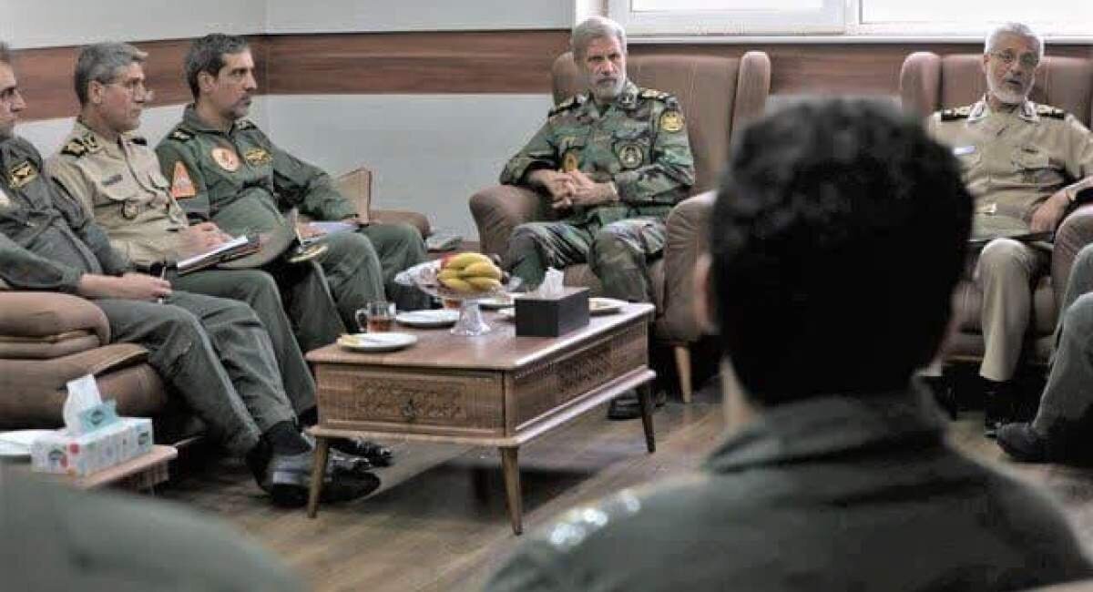فرمانده کل ارتش به خلبانان پایگاه یکم شکاری چه گفت؟