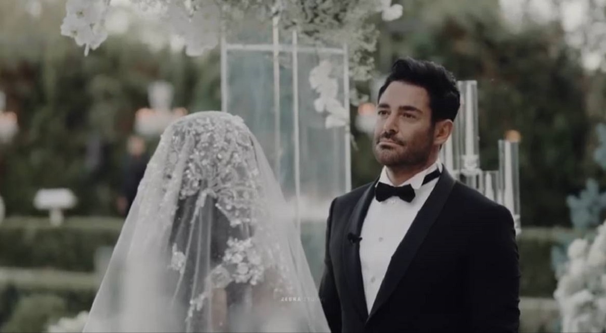 کارت عروسی لاکچری محمدرضا گلزار سوژه داغ کاربران شد!