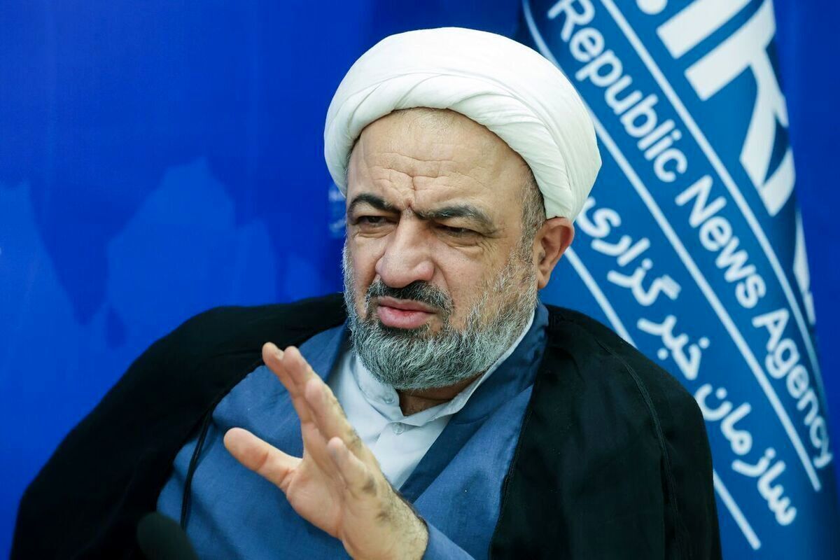 پست عجیب حمید رسایی پس از حمایت رهبری از رییسجمهور